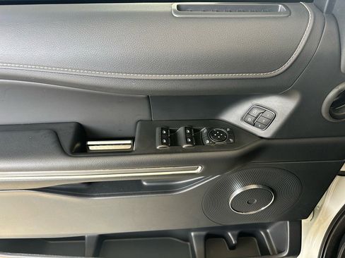 Certified 2024 Ford Expedition Max XLT image 17