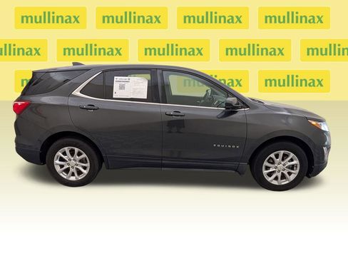 Used 2019 Chevrolet Equinox LT FWD image 2