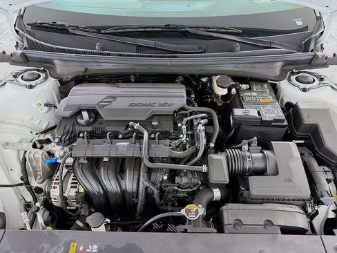 Used 2025 Kia K4 GT-Line w/ GT-Line Premium Package image 32