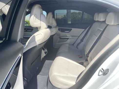 Used 2022 Mercedes-Benz C 300 Sedan image 26