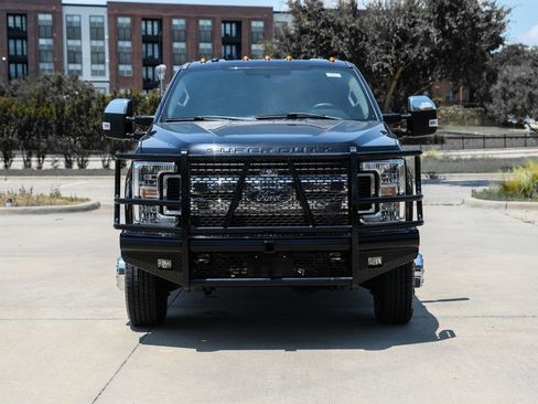 Used 2019 Ford F350 XLT w/ XLT Premium Package AWD/4WD image 4