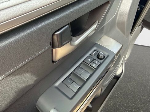 New 2026 Toyota Tundra Limited AWD/4WD image 18