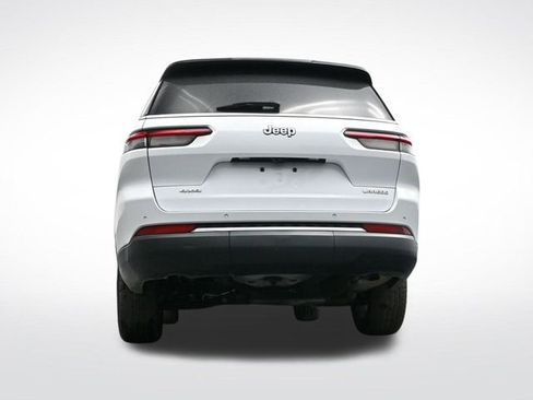 Used 2023 Jeep Grand Cherokee L Laredo w/ Luxury Tech Group I image 33