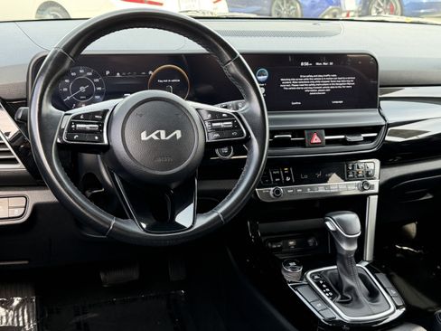 Certified 2024 Kia Seltos S image 25