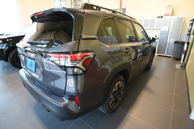 New 2026 Subaru Forester Premium AWD/4WD image 12