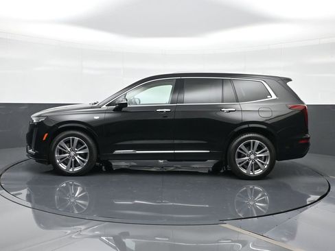 Used 2023 Cadillac XT6 Premium Luxury FWD image 5