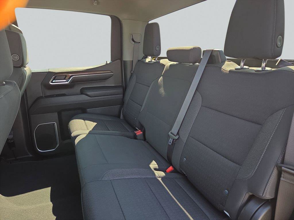 Used 2023 Chevrolet Silverado 1500 LT AWD/4WD image 26