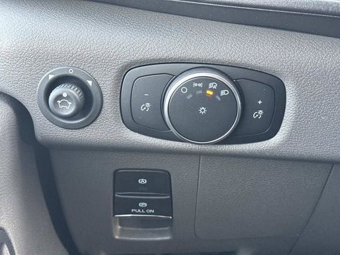 New 2026 Ford Transit 250 148 Medium Roof w/ Load Area Protection Package image 17