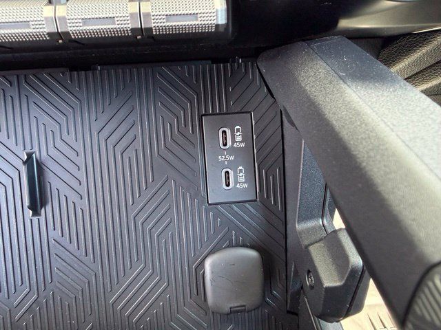 Used 2025 Toyota 4Runner SR5 AWD/4WD image 25