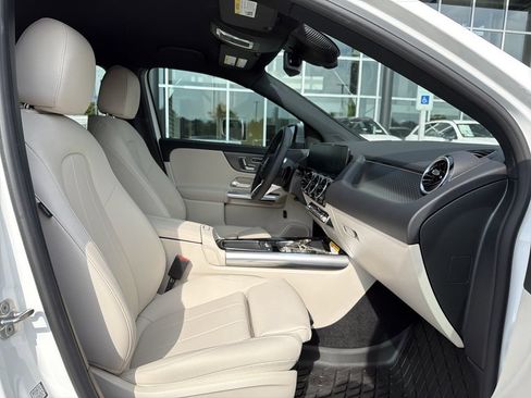 Certified 2026 Mercedes-Benz GLA 250 4MATIC image 18