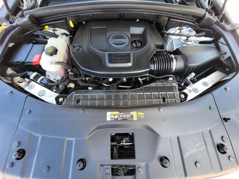 Used 2022 Jeep Grand Cherokee Trailhawk AWD/4WD image 11
