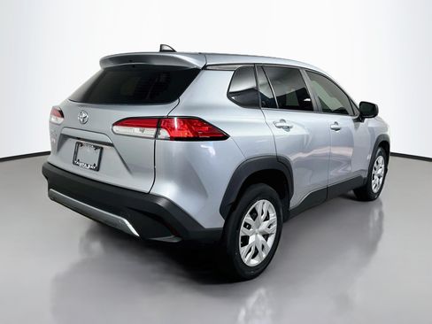 Used 2022 Toyota Corolla Cross L FWD image 4