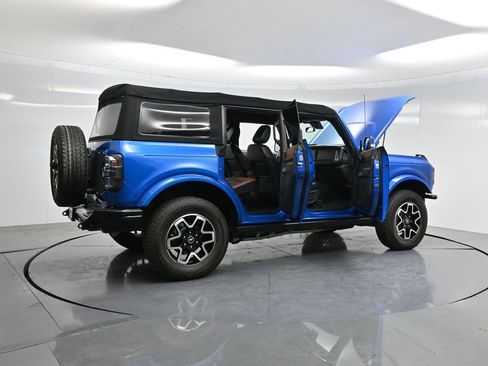 Used 2022 Ford Bronco Outer Banks image 5