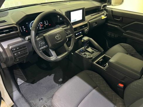 New 2026 Toyota Tacoma SR5 AWD/4WD image 2