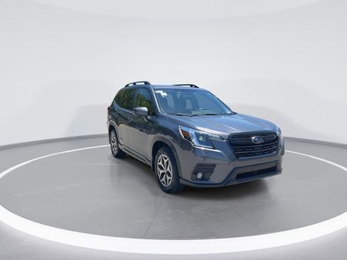 Certified 2024 Subaru Forester Premium AWD/4WD image 2