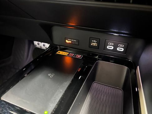 Certified 2025 Toyota Camry XSE image 28