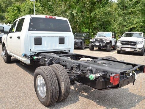 New 2024 RAM 3500 Tradesman w/ Chrome Appearance Group image 6