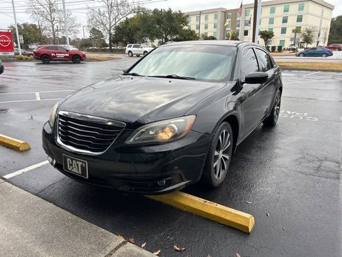 Used 2014 Chrysler 200 Touring w/ 200 S Group image 1