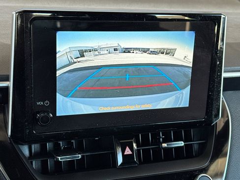 Used 2024 Toyota Corolla SE image 19