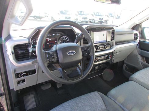 Used 2023 Ford F150 XLT image 12