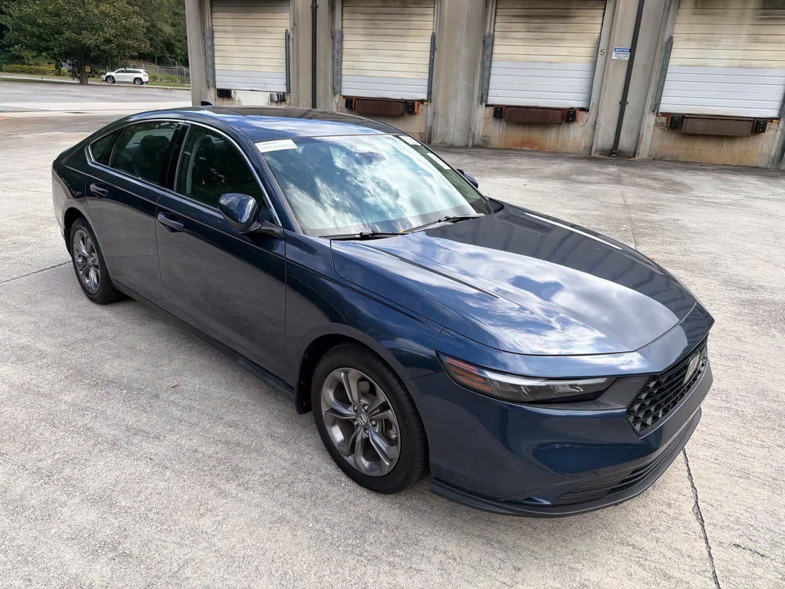 Used 2023 Honda Accord EX image 14