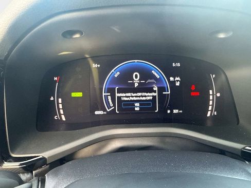 Used 2026 Toyota Camry SE image 31