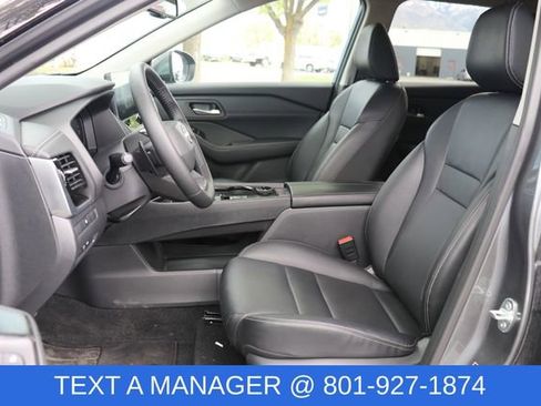 Used 2026 Nissan Rogue SL AWD/4WD image 18