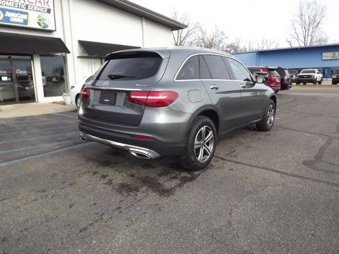 Used 2019 Mercedes-Benz GLC 300 4MATIC image 5