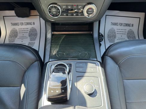 Used 2019 Mercedes-Benz GLS 550 4MATIC image 30