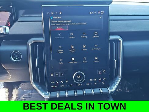 Used 2024 GMC Acadia Denali w/ Super Cruise Package FWD image 21