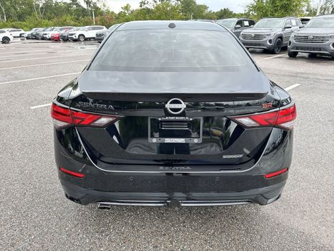 Used 2025 Nissan Sentra SR w/ Midnight Edition FWD image 13