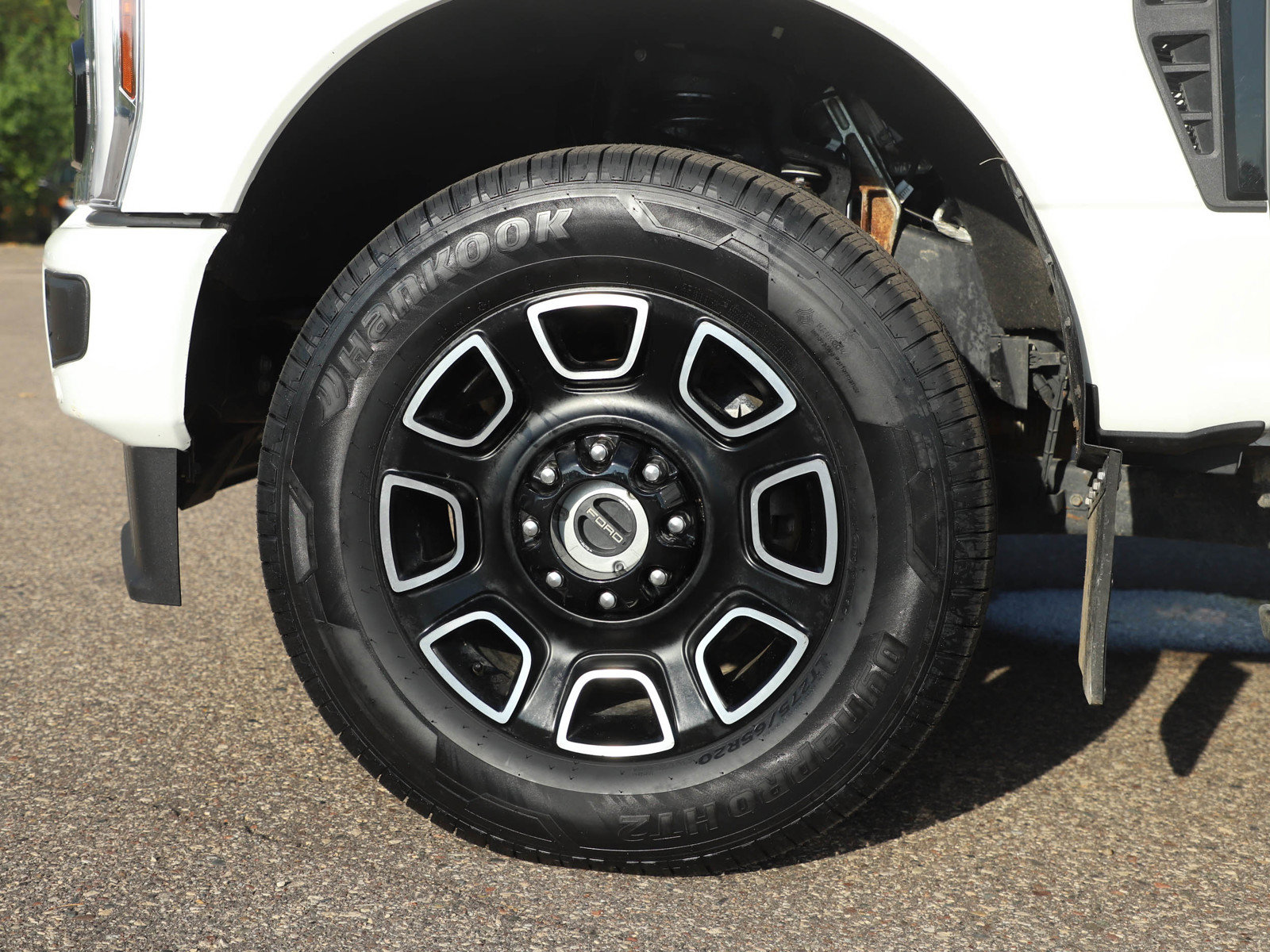 Used 2025 Ford F350 Platinum AWD/4WD image 22
