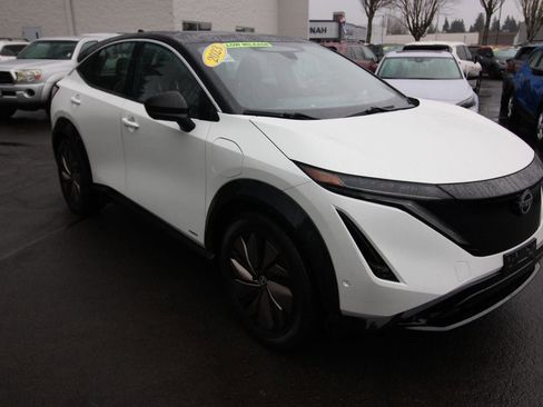 Used 2023 Nissan Ariya FWD image 1