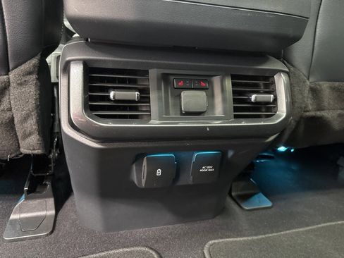 Used 2023 Ford F150 Lariat w/ Equipment Group 502A High image 20