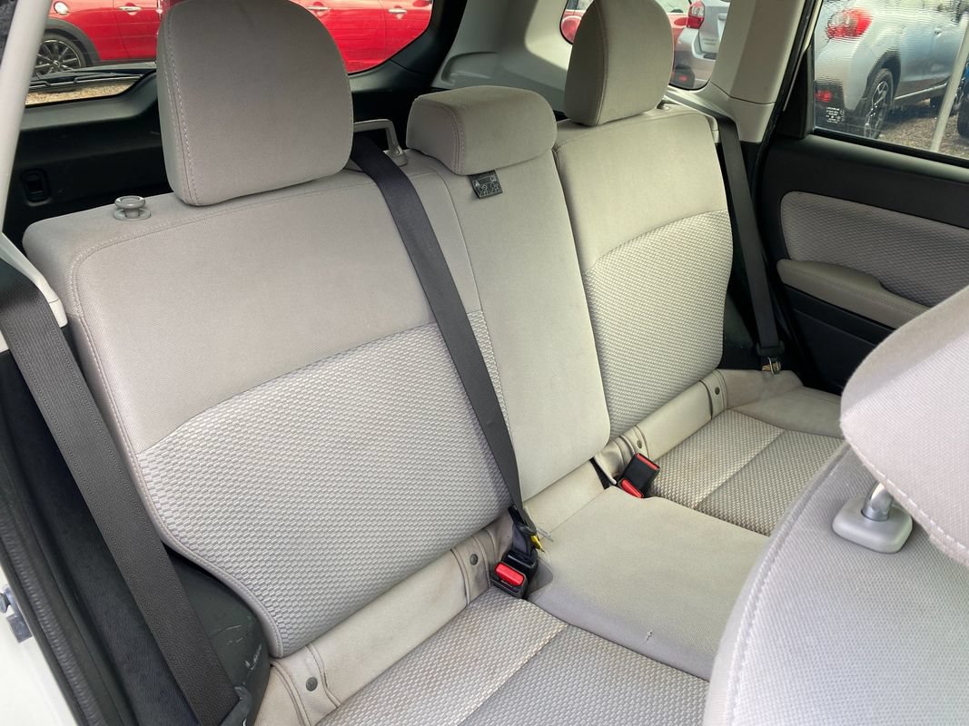 Used 2017 Subaru Forester 2.5i w/ Alloy Wheel Package AWD/4WD image 16
