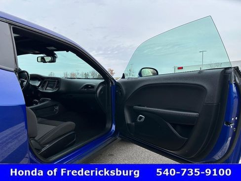 Used 2021 Dodge Challenger SXT w/ Blacktop Package image 28