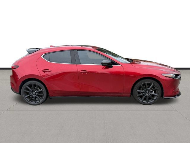 Certified 2024 MAZDA MAZDA3 Hatchback w/Premium Plus Pkg AWD/4WD image 4