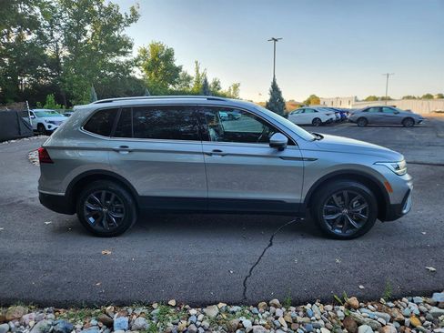 Certified 2023 Volkswagen Tiguan SE image 6