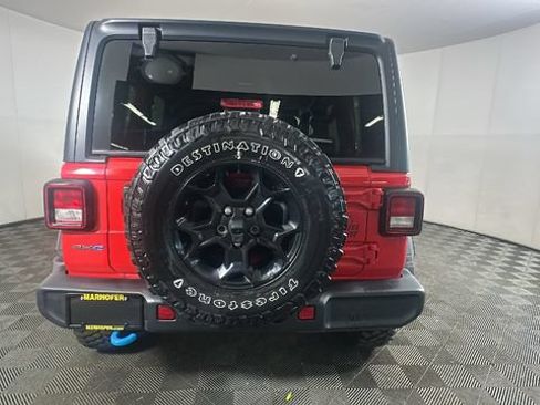 Used 2023 Jeep Wrangler Unlimited w/ Cold Weather Group AWD/4WD image 3