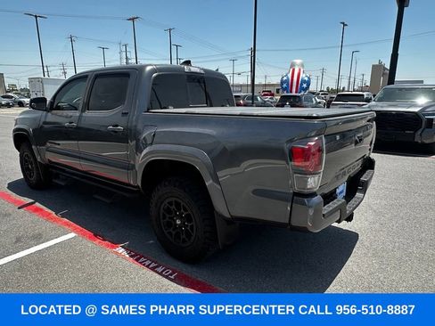 Used 2021 Toyota Tacoma SR5 RWD image 7