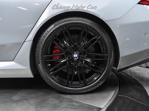Used 2025 BMW M5 w/ Carbon Package image 52