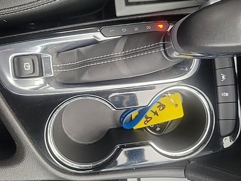 Certified 2021 Buick Encore GX Preferred w/ Cold Weather Comfort Package image 20