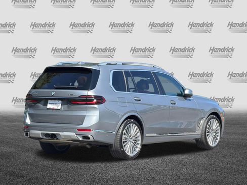 Used 2026 BMW X7 xDrive40i AWD/4WD image 5