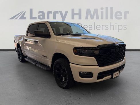 New 2026 RAM 1500 Express AWD/4WD image 7
