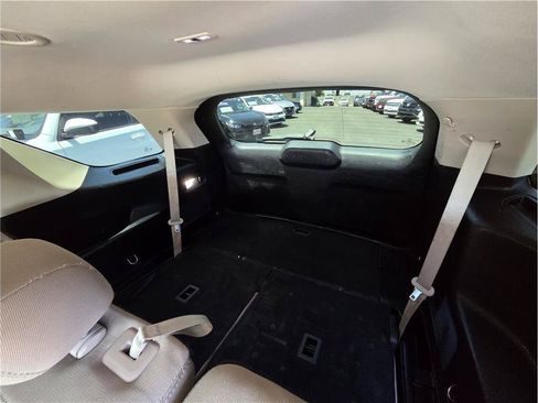 Used 2023 Ford Explorer 4WD image 11