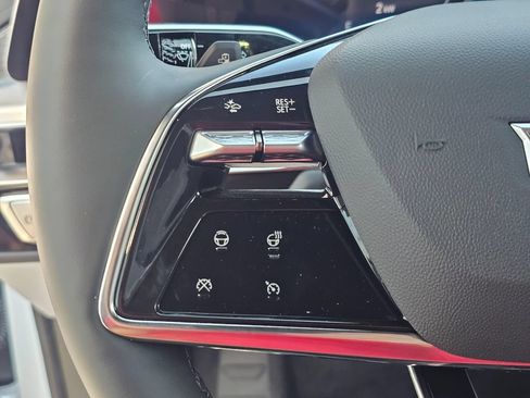 New 2026 Cadillac Lyriq Luxury AWD/4WD image 26