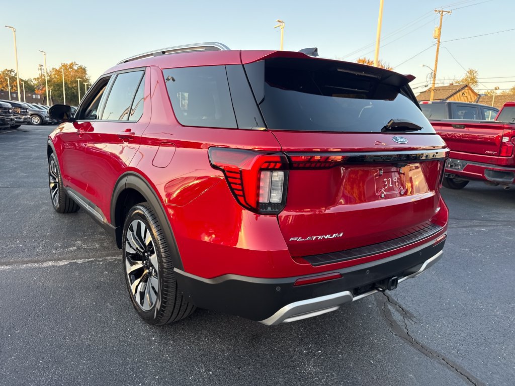 Used 2026 Ford Explorer Platinum w/ LUX Leather Package AWD/4WD image 9