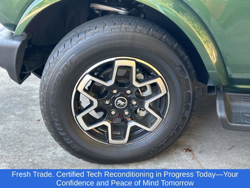 Used 2025 Ford Bronco Outer Banks AWD/4WD image 4