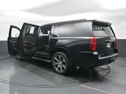 Used 2018 Chevrolet Suburban LT AWD/4WD image 49