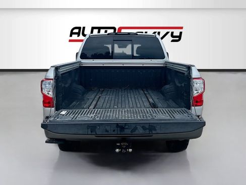 Used 2019 Nissan Titan PRO-4X w/ Pro-4x Utility Package AWD/4WD image 24